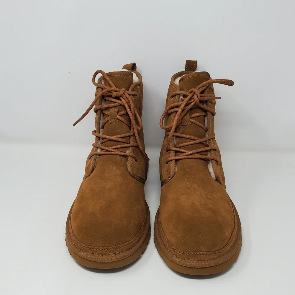 UGG Harkley 1016472 Men’s Chestnut Sheepskin Mid Top Casual Boots Size 5 New